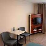 Dworek 3*