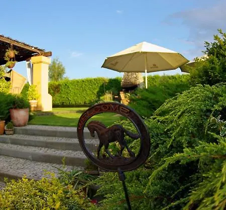 Dworek Han/Misafirhane 3*