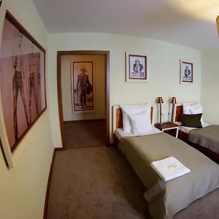 Mini-hôtel Dworek 3*