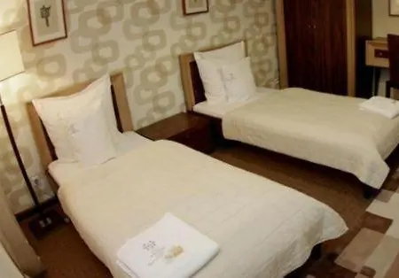 Dworek 3* Szonowice