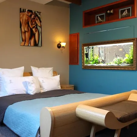 Dworek Han/Misafirhane 3*