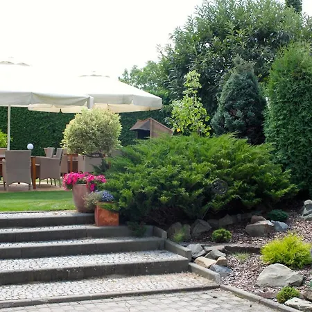 Han/Misafirhane Dworek Szonowice