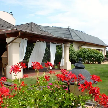 Dworek אורחן Szonowice