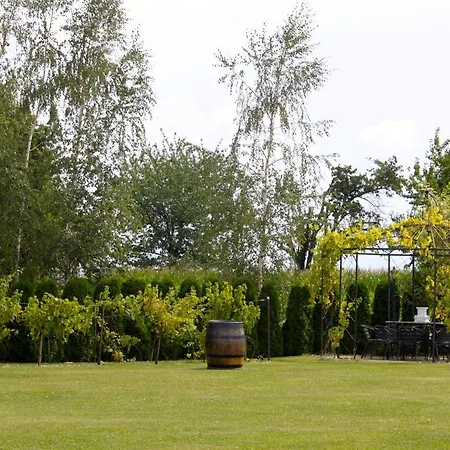 Dworek Inn 3*