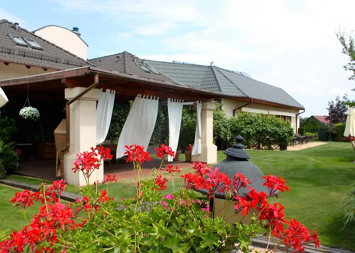 Dworek אורחן Szonowice